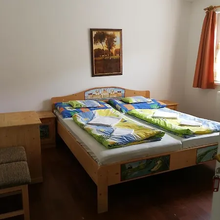 Gomba Panzio Bed & Breakfast *