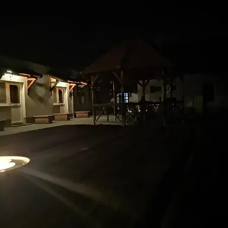 Gomba Panzio Frühstückspension